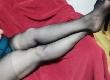 Ich bin eine geile, bizarre Frau und habe große Brüste, Mag gerne Tittenspiele und benutze dabei auch Dildos in meiner Show. Mag gerne vorne und hinten was drin haben. Bin tabulos und eine dominante Person. Ich zeige Dir, wo es lang geht - als Rollenspiel. Habe schöne Füsse und trage gerne Nylons.