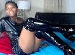 Ich bin ein Ebenholz-Mädchen, das gerne masturbiert und Live-Orgasmen hat. Ich habe freche Titten, einen runden Arsch und eine feuchte Muschi. Ich genieße Dirty Talk auf Cam to Cam, während wir beide abspritzen. Ich habe Latex und Stiefel, Strümpfe und Heels und mag viele Fetische.