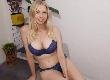 Heiße reife Frau mit netten Aussichten vorne und geilem Arsch hinten. Ich zeig mich gerne in Unterwäsche maximal :)))  und schaue Dich dabei an:-) Ich habe viel Spass dran ! Magst du mich besuchen?