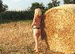 Reiten, Sauna, schwimmen, Spaß haben und sonnenbaden, chatten *zwinker* mit DIR, schmunzel?