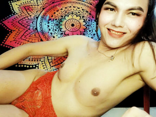 Freunde, S*x, Bar-Hopping, Urlaub, Sport und vieles mehr. - Ich bin Cockslut & Nymphomaniac, die nie genug S*x bekommen kann. Ich liebe S*x, S*x, S*x und sogar S*x! Diese asiatische SHEMALLE ist stilvoll, anspruchsvoll, intelligent, sexy. Willig und bereit, alle Ihre Fantasien zu spielen. Ich bin ein asiatischer Möchtegern-Pornostar, der es liebt, anzugeben
